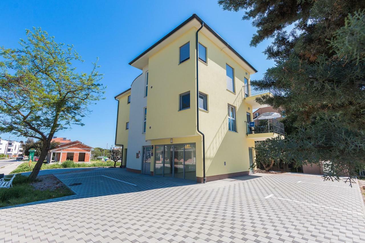Guesthouse Bencun Medulin Exterior foto
